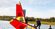Einführung ins Windsurfen in Center Parcs Port Zélande