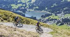 Wandern und Mountainbiken Aktivitäten in Landal Alpine Lodge Lenzerheide